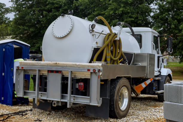 Porta potty delivery and setup in Glen Ellyn, IL